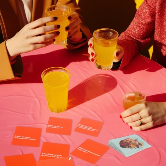 Love in Question - Trivia & How-Well-Do-You-Know-Me Game for couples - Picture 6 of 9